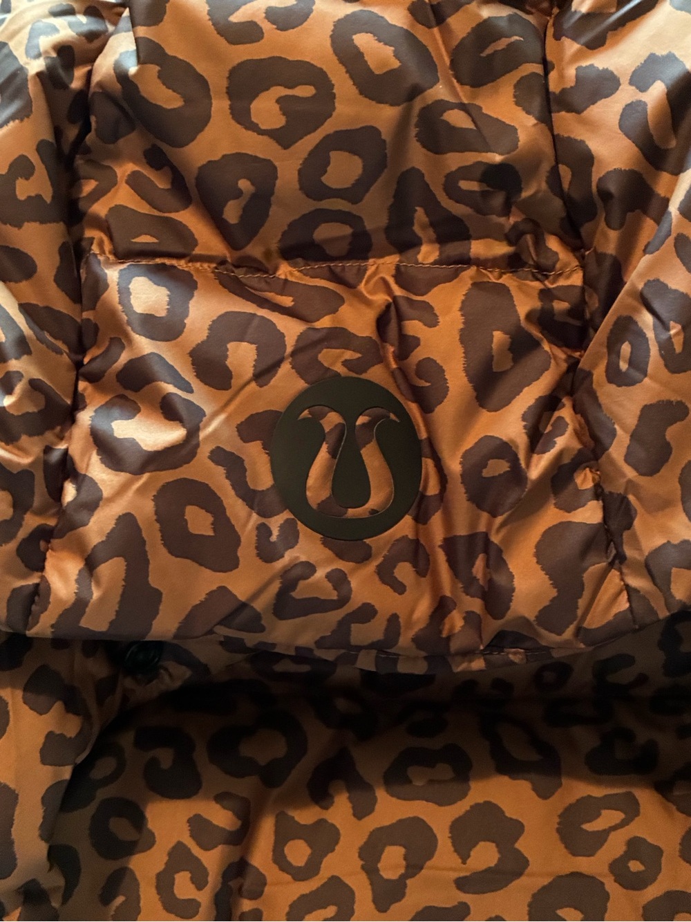 NWT Lululemon Wunder Puff Cropped Vest Leopard Khaki Size 10 - Picture 10 of 11